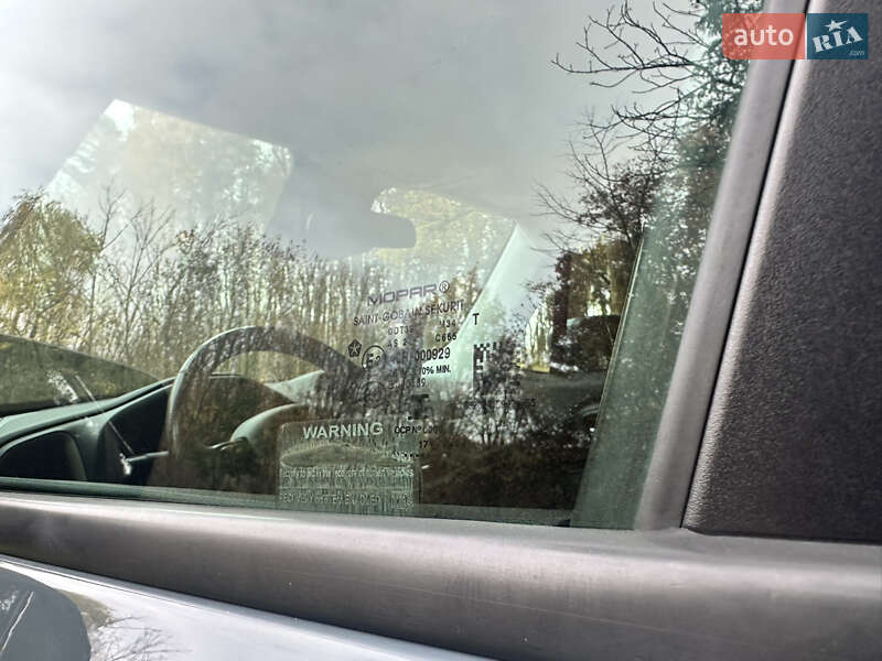 Позашляховик / Кросовер Jeep Renegade 2017 в Хмельницькому фото 40 Позашляховик / Кросовер Jeep Renegade 2017 в Хмельницькому