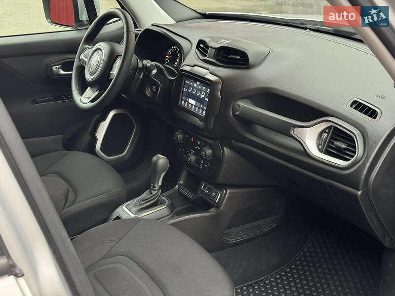 Внедорожник / Кроссовер Jeep Renegade 2020 в Киеве