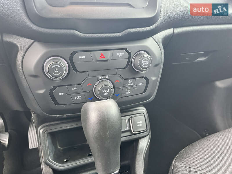 Внедорожник / Кроссовер Jeep Renegade 2019 в Василькове фото 39 Внедорожник / Кроссовер Jeep Renegade 2019 в Василькове