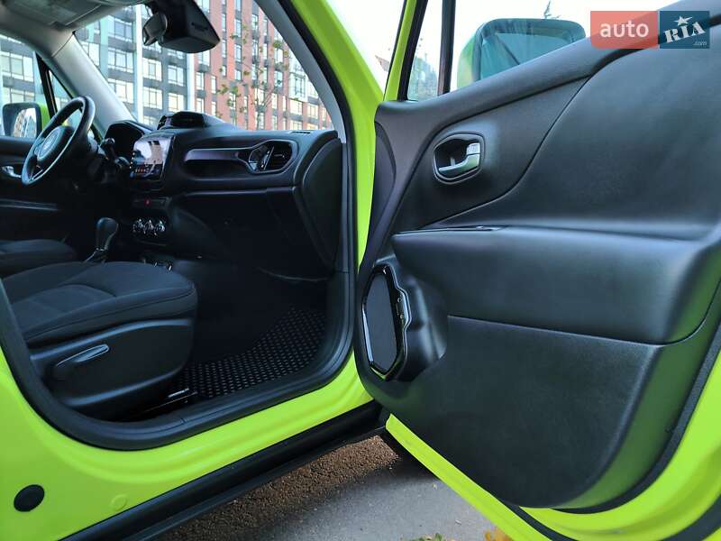 Внедорожник / Кроссовер Jeep Renegade 2017 в Киеве фото 51 Внедорожник / Кроссовер Jeep Renegade 2017 в Киеве