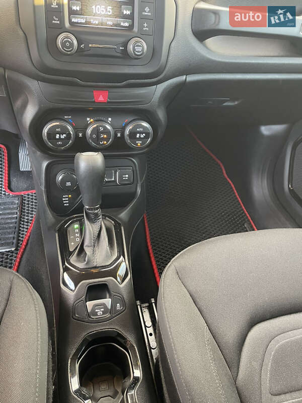 Внедорожник / Кроссовер Jeep Renegade 2017 в Броварах