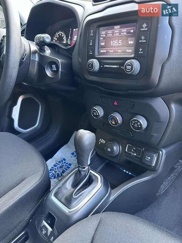 Внедорожник / Кроссовер Jeep Renegade 2019 в Киеве