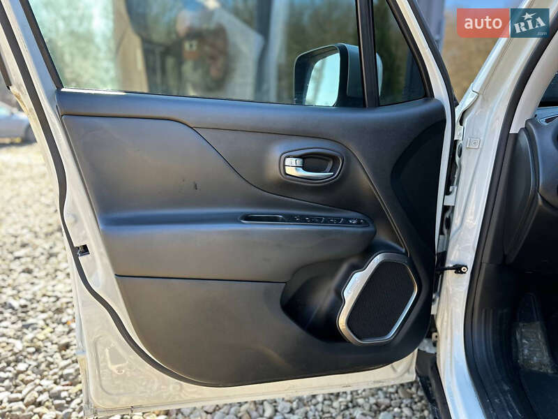 Внедорожник / Кроссовер Jeep Renegade 2018 в Львове