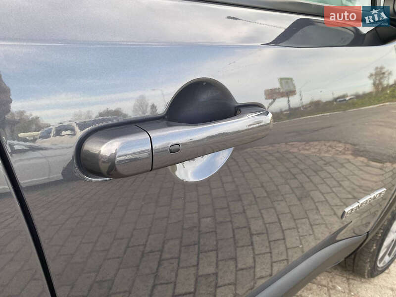 Позашляховик / Кросовер Jeep Renegade 2022 в Житомирі