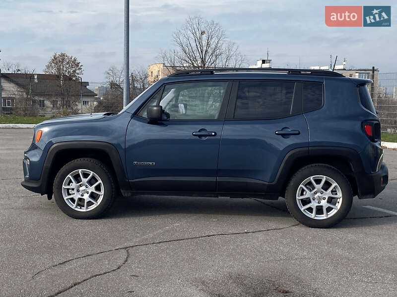 Внедорожник / Кроссовер Jeep Renegade 2022 в Киеве