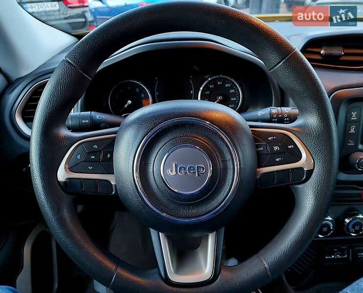 Позашляховик / Кросовер Jeep Renegade 2016 в Одесі фото 15 Позашляховик / Кросовер Jeep Renegade 2016 в Одесі
