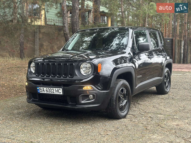 Внедорожник / Кроссовер Jeep Renegade 2017 в Киеве