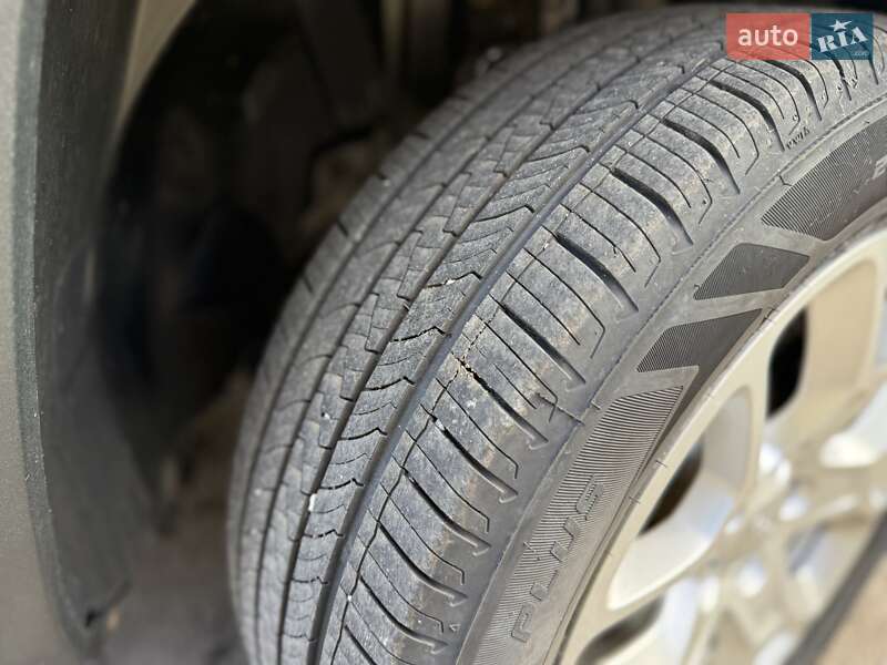 Позашляховик / Кросовер Jeep Renegade 2016 в Києві