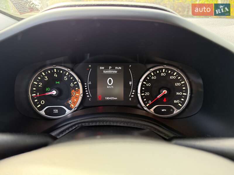 Позашляховик / Кросовер Jeep Renegade 2016 в Києві