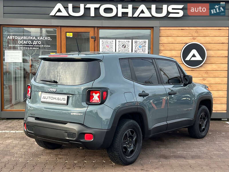 Позашляховик / Кросовер Jeep Renegade 2017 в Житомирі