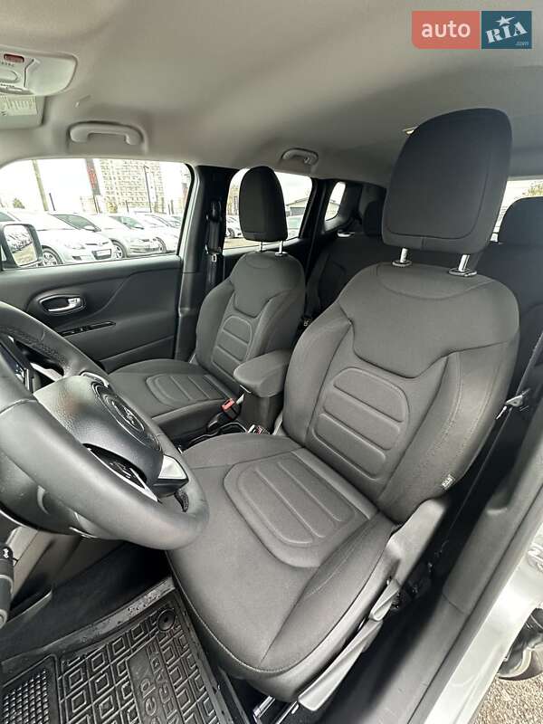 Позашляховик / Кросовер Jeep Renegade 2021 в Білогородці