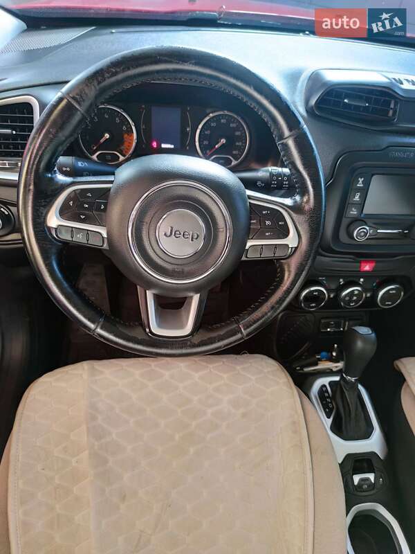 Внедорожник / Кроссовер Jeep Renegade 2016 в Полтаве фото 3 Внедорожник / Кроссовер Jeep Renegade 2016 в Полтаве