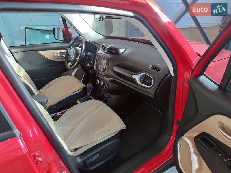 Внедорожник / Кроссовер Jeep Renegade 2016 в Полтаве фото 6 Внедорожник / Кроссовер Jeep Renegade 2016 в Полтаве