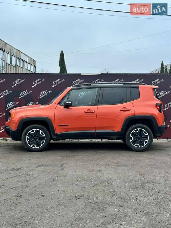Внедорожник / Кроссовер Jeep Renegade 2015 в Сумах