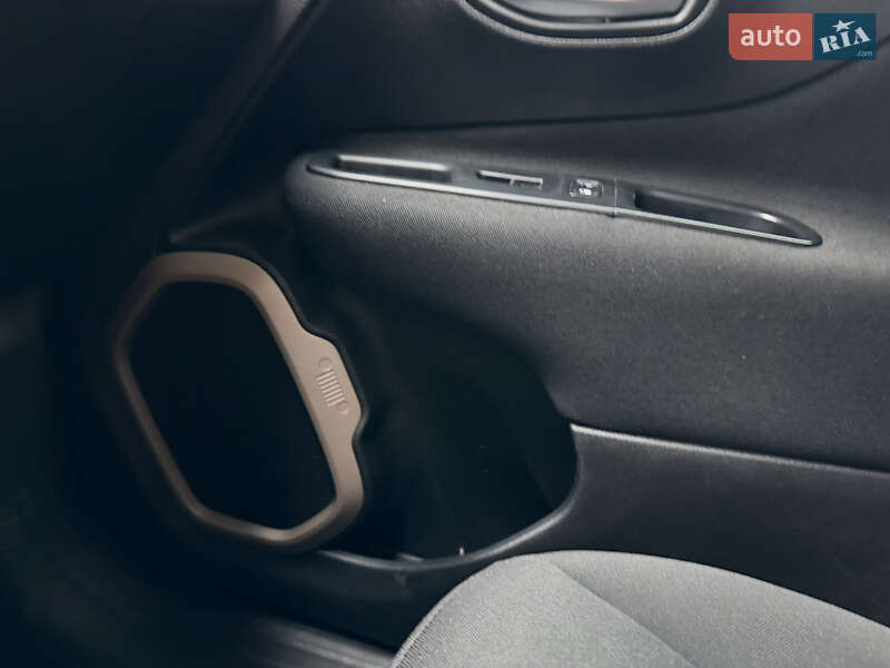 Позашляховик / Кросовер Jeep Renegade 2015 в Дніпрі фото 33 Позашляховик / Кросовер Jeep Renegade 2015 в Дніпрі