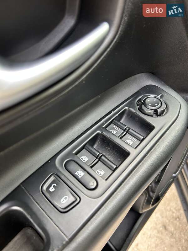 Позашляховик / Кросовер Jeep Renegade 2018 в Сумах фото 24 Позашляховик / Кросовер Jeep Renegade 2018 в Сумах