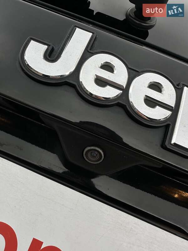 Внедорожник / Кроссовер Jeep Renegade 2016 в Сумах