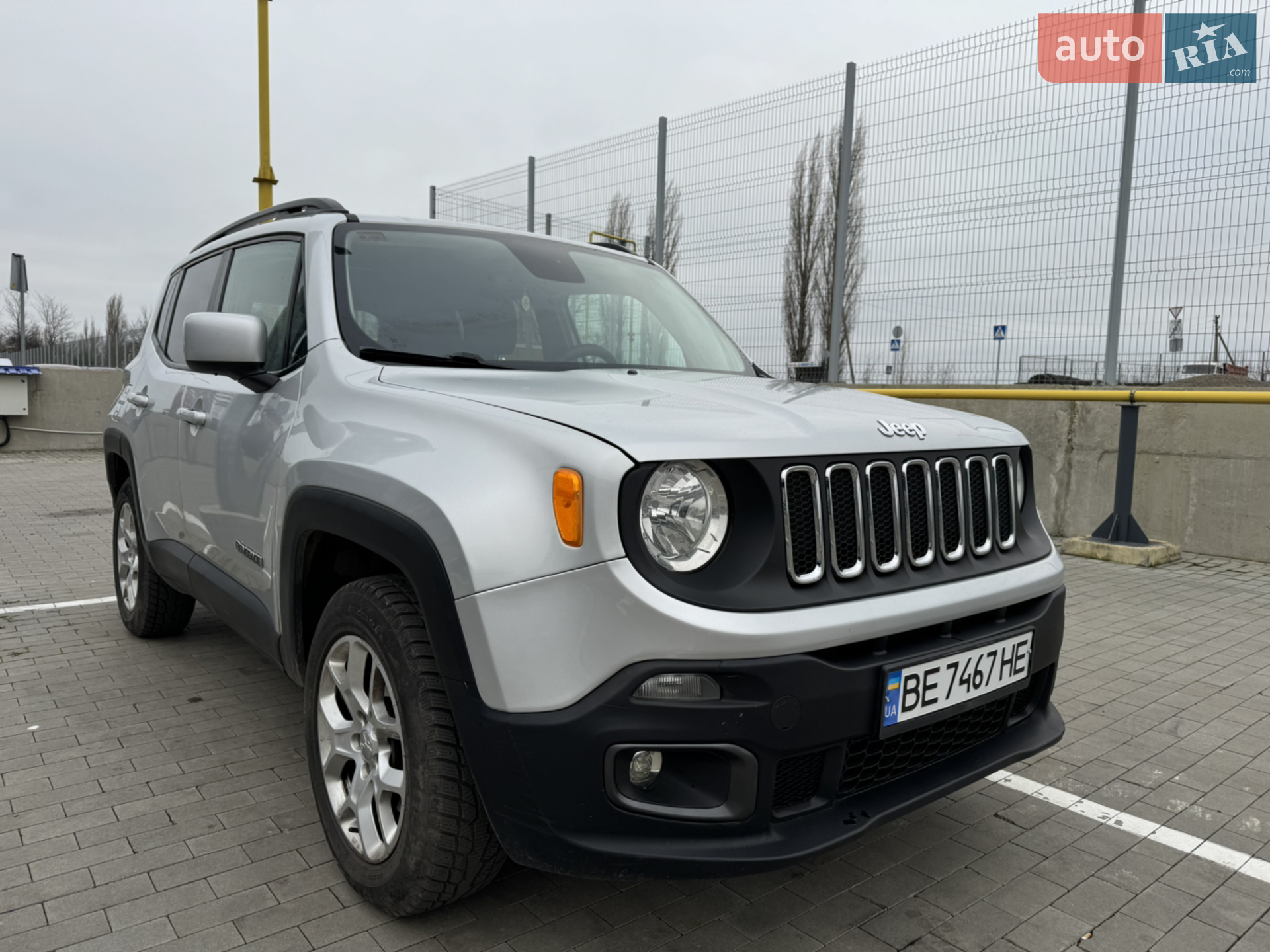 2016 Jeep Renegade - мініатюра 16