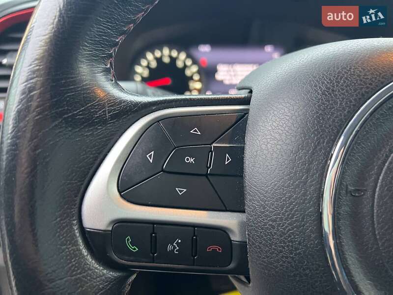 Позашляховик / Кросовер Jeep Renegade 2016 в Івано-Франківську фото 15 Позашляховик / Кросовер Jeep Renegade 2016 в Івано-Франківську