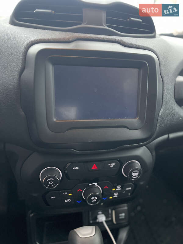 Позашляховик / Кросовер Jeep Renegade 2018 в Києві