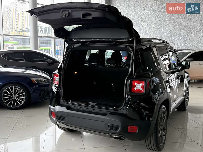 Позашляховик / Кросовер Jeep Renegade 2021 в Одесі