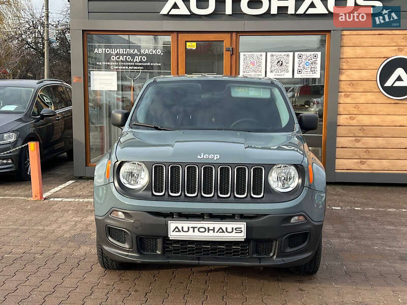Позашляховик / Кросовер Jeep Renegade 2017 в Житомирі