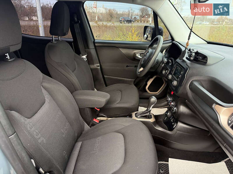 Позашляховик / Кросовер Jeep Renegade 2017 в Житомирі