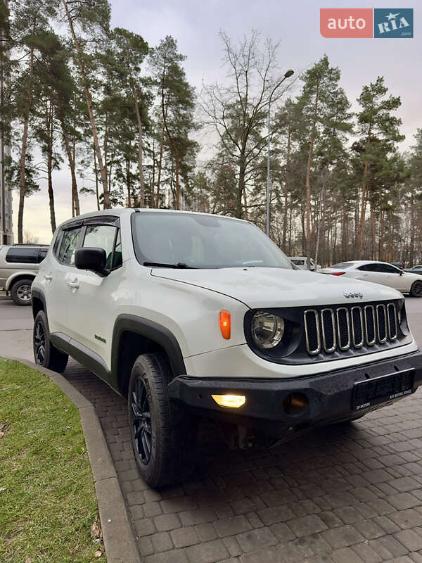 Внедорожник / Кроссовер Jeep Renegade 2018 в Киеве фото Внедорожник / Кроссовер Jeep Renegade 2018 в Киеве
