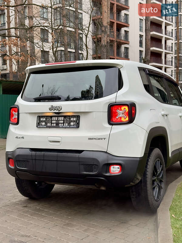 Внедорожник / Кроссовер Jeep Renegade 2018 в Киеве фото 9 Внедорожник / Кроссовер Jeep Renegade 2018 в Киеве