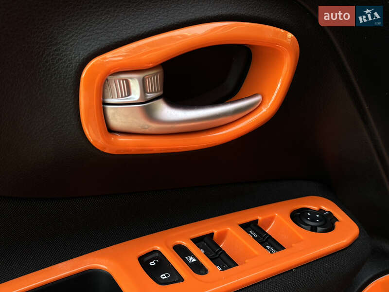 Позашляховик / Кросовер Jeep Renegade 2019 в Миколаєві