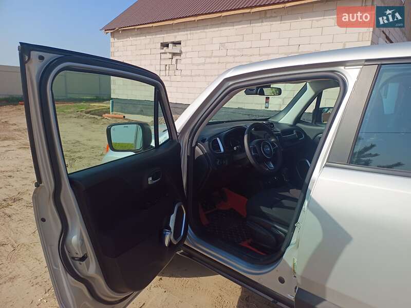 Внедорожник / Кроссовер Jeep Renegade 2021 в Броварах