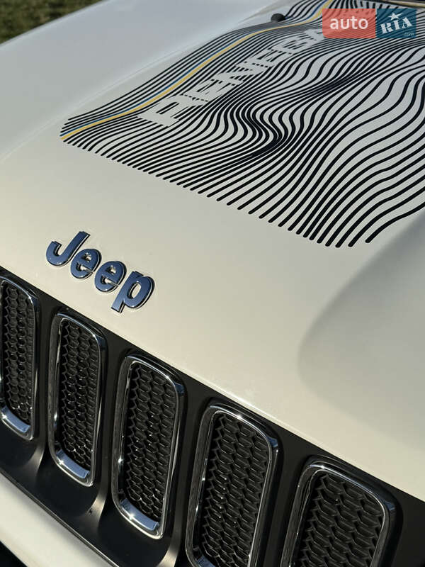 Позашляховик / Кросовер Jeep Renegade 2017 в Харкові