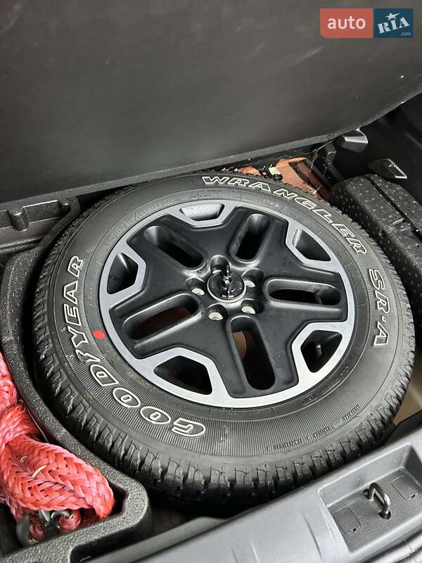 Позашляховик / Кросовер Jeep Renegade 2015 в Сумах