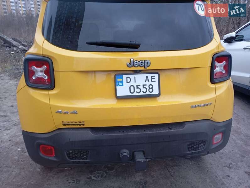 Внедорожник / Кроссовер Jeep Renegade 2016 в Киеве