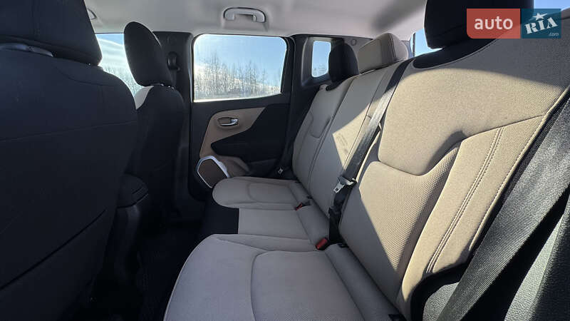 Позашляховик / Кросовер Jeep Renegade 2015 в Львові фото 14 Позашляховик / Кросовер Jeep Renegade 2015 в Львові