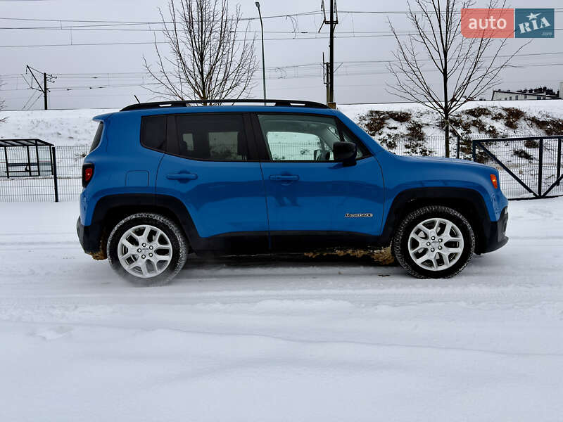 Внедорожник / Кроссовер Jeep Renegade 2015 в Ирпене фото 4 Внедорожник / Кроссовер Jeep Renegade 2015 в Ирпене