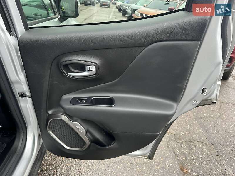 Внедорожник / Кроссовер Jeep Renegade 2019 в Полтаве