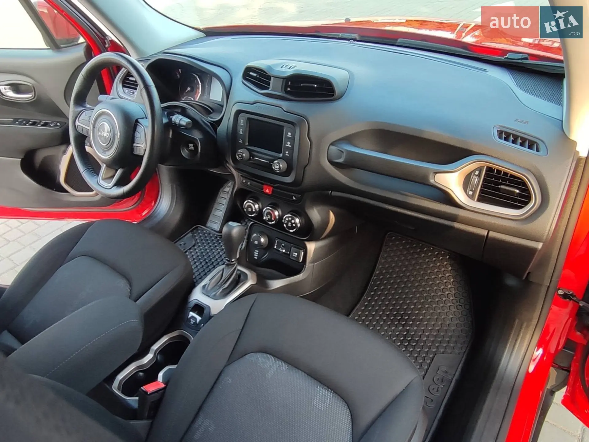 2017 Jeep Renegade - мініатюра 16