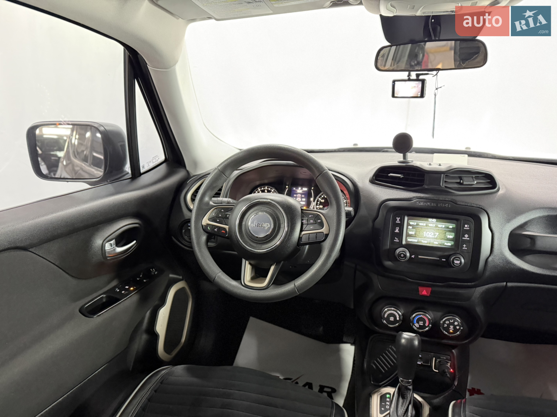 2016 Jeep Renegade - мініатюра 26