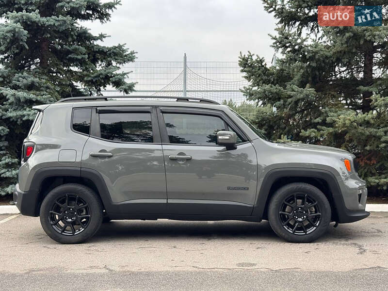 Внедорожник / Кроссовер Jeep Renegade 2020 в Киеве