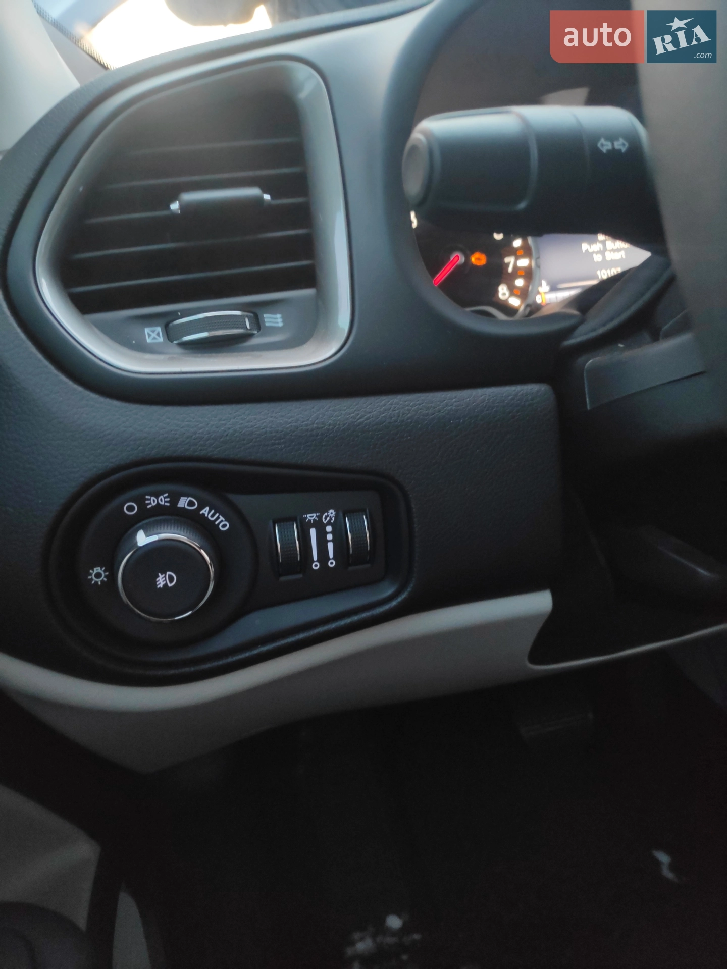 2022 Jeep Renegade - мініатюра 33