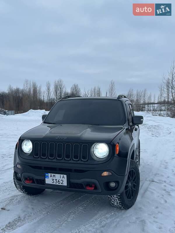 Внедорожник / Кроссовер Jeep Renegade 2017 в Бердичеве