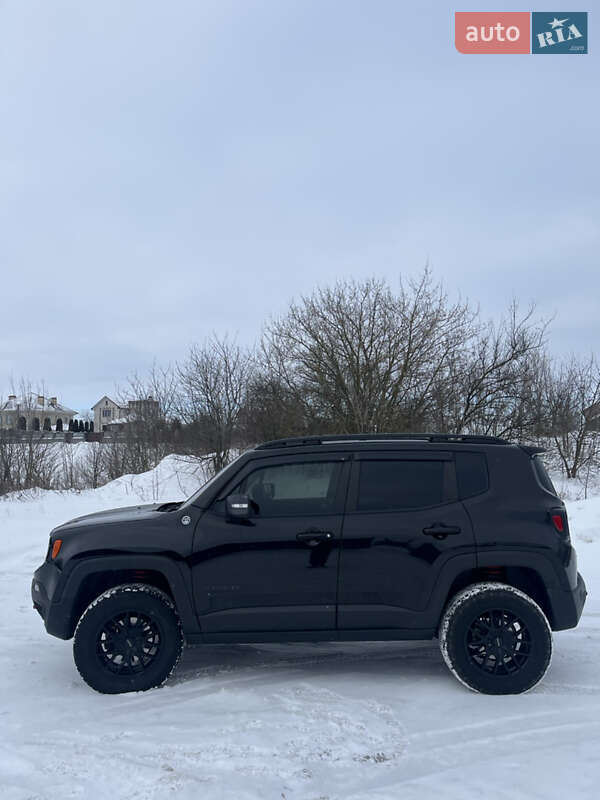 Внедорожник / Кроссовер Jeep Renegade 2017 в Бердичеве