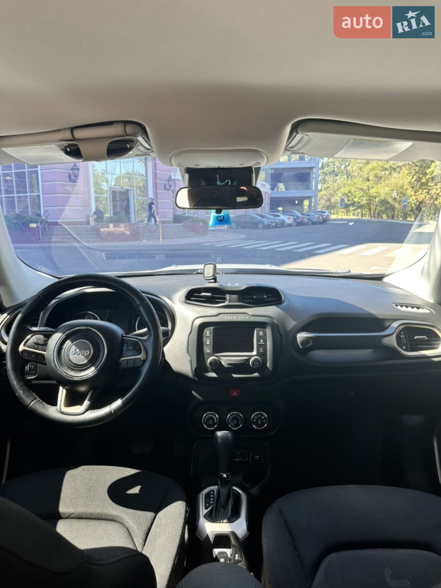 2016 Jeep Renegade - мініатюра 12