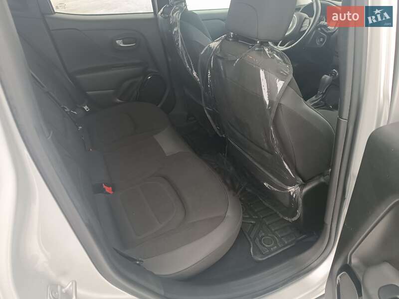 Внедорожник / Кроссовер Jeep Renegade 2017 в Полтаве