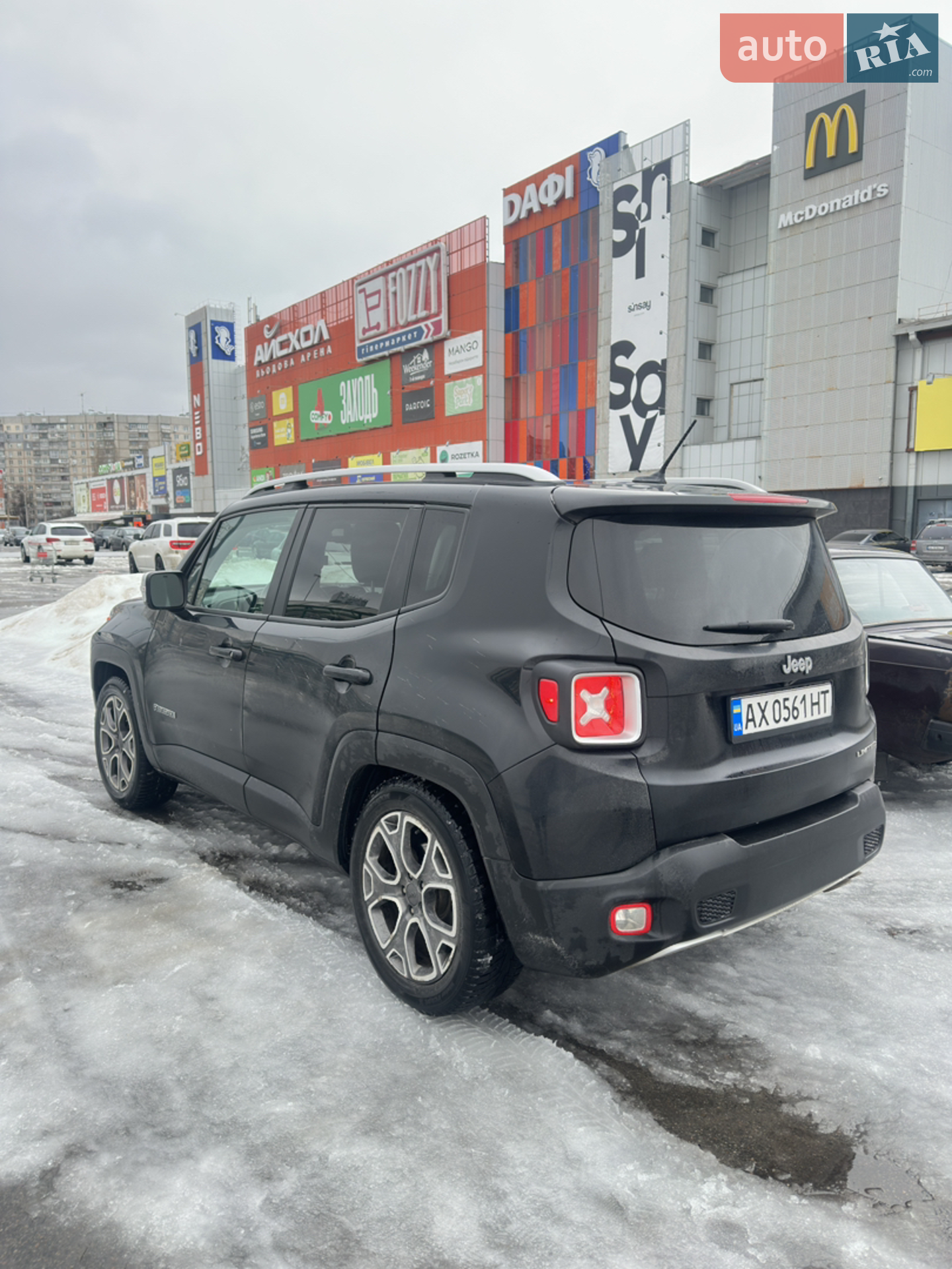 2016 Jeep Renegade - мініатюра 3