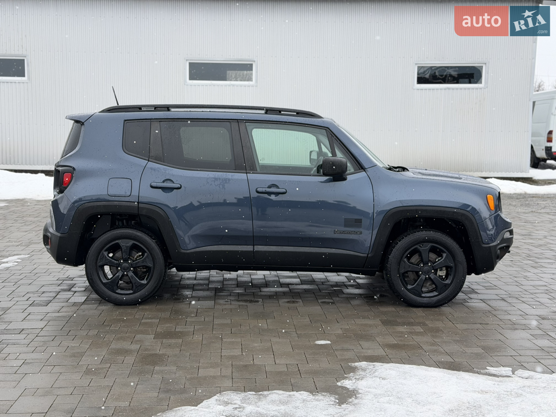 2021 Jeep Renegade - мініатюра 2