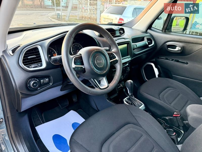 Внедорожник / Кроссовер Jeep Renegade 2018 в Лубнах