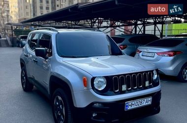 Внедорожник / Кроссовер Jeep Renegade 2016 в Одессе