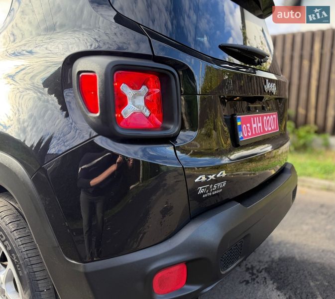 Внедорожник / Кроссовер Jeep Renegade 2016 в Киеве